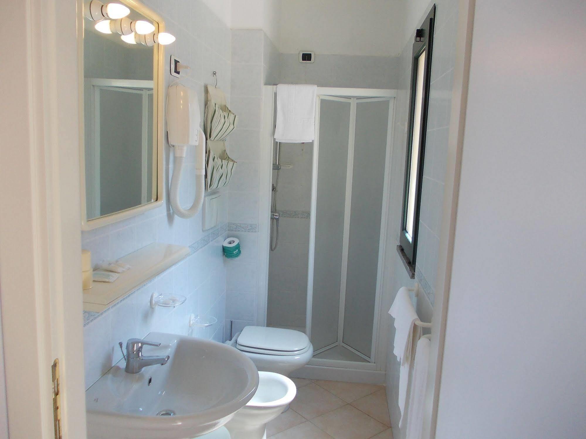 Albergo Le Briciole Bagno-Sprizze Esterno foto
